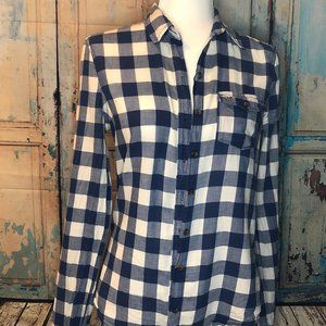 Hollister Plaid Long Sleeve shirt